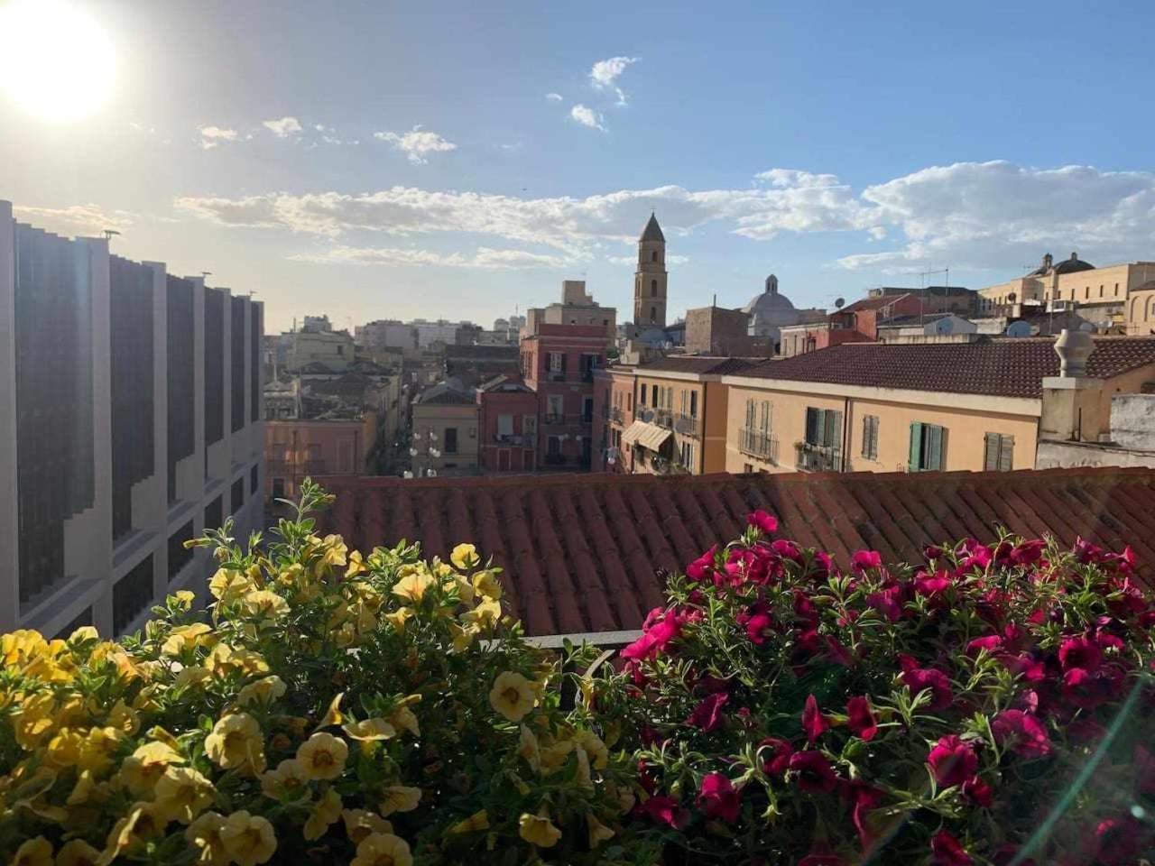 Apartmán My Exclusive Cavour Loft Da Sogno A Cagliari Exteriér fotografie
